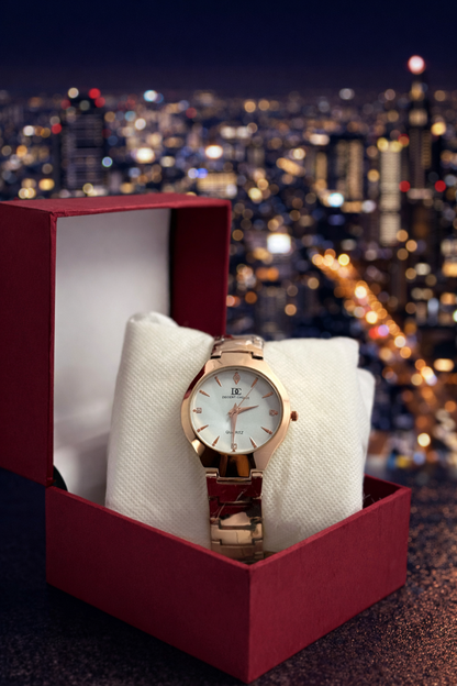 Gold Elegance Women’s Quartz Watch – Minimalist Luxury Design