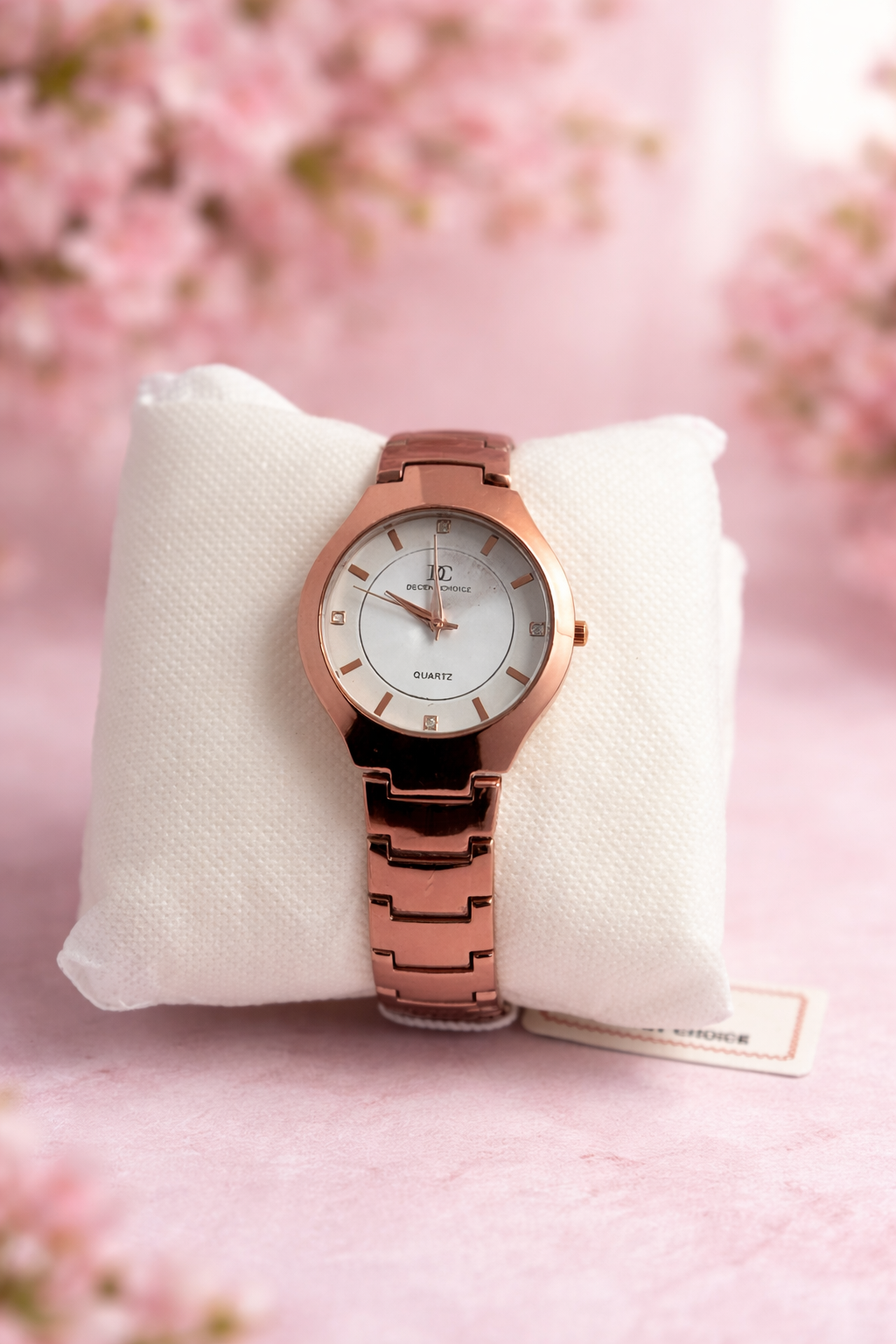 Rose Gold Elegance Women’s Quartz Watch – Minimalist Luxury Design
